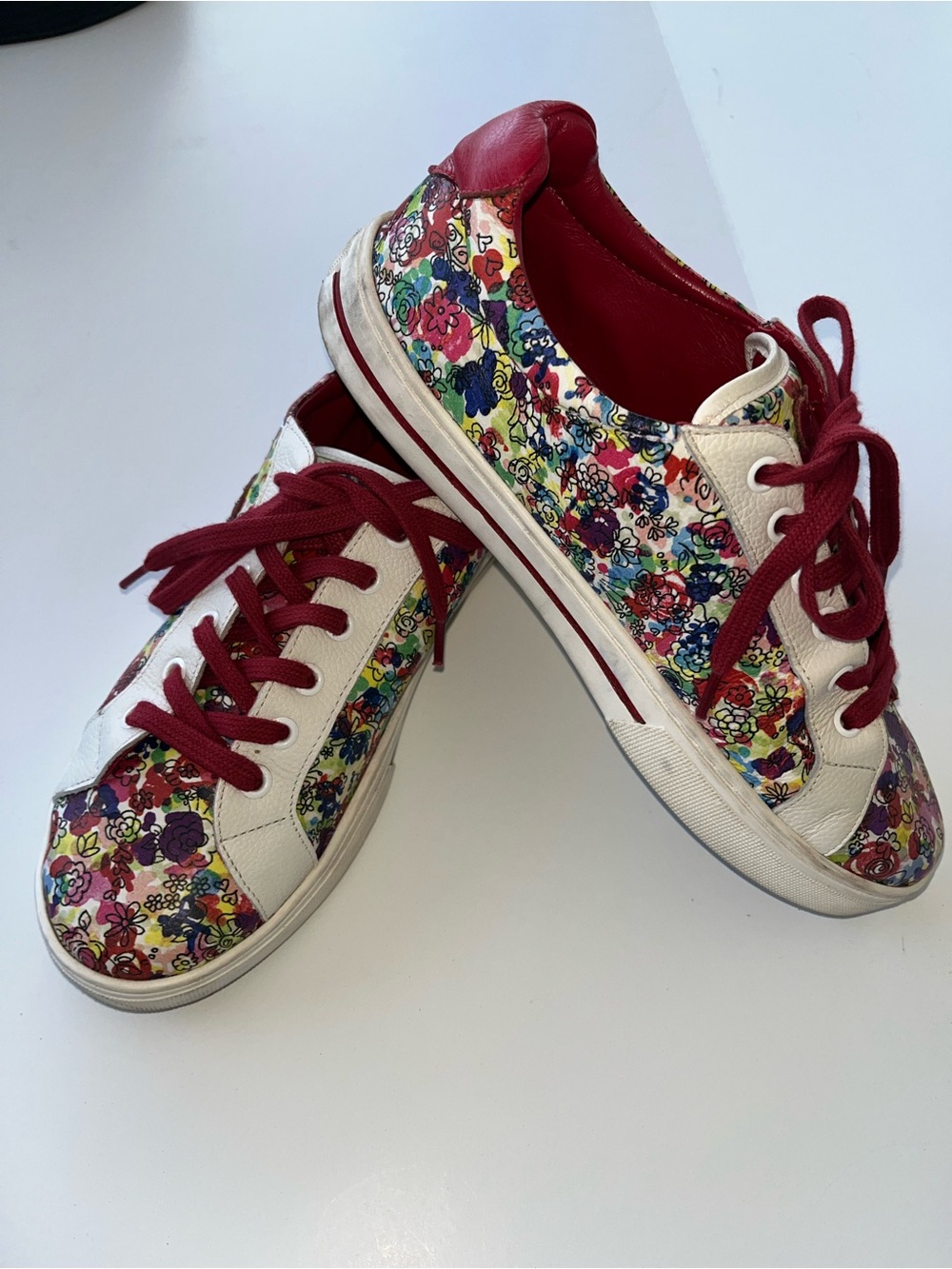 Women’s Brighton tennis shoes 8